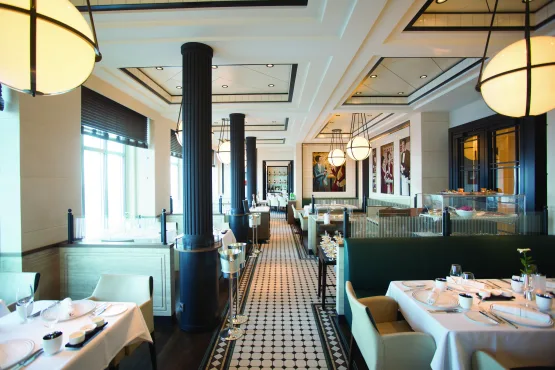 hapag-lloyd-cruises-luxe-europa2-restaurant-tarragon