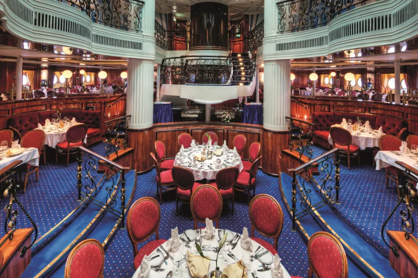 star-clipper-royal-clipper-restaurant-005