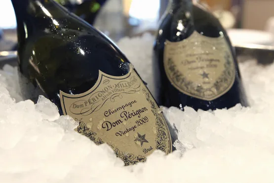 oceania-cruises-riviera-dom-perignon-001