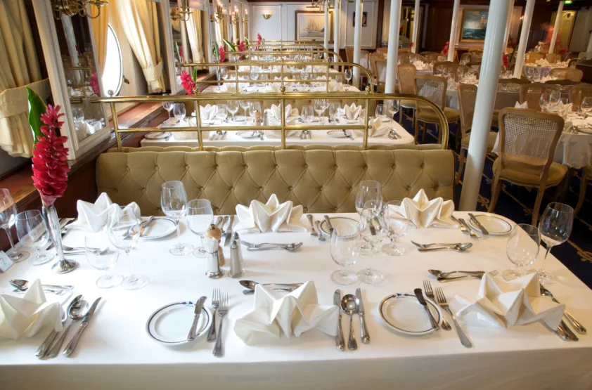 star-clipper-restaurant-001