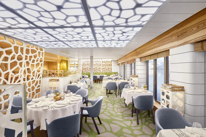 hapag-lloyd-cruises-expeditie-hanseatic-inspiration-hoofdrestaurant