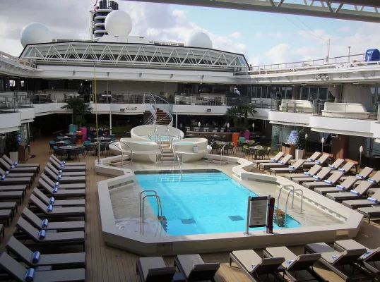 hal-ms-rotterdam-pool-001