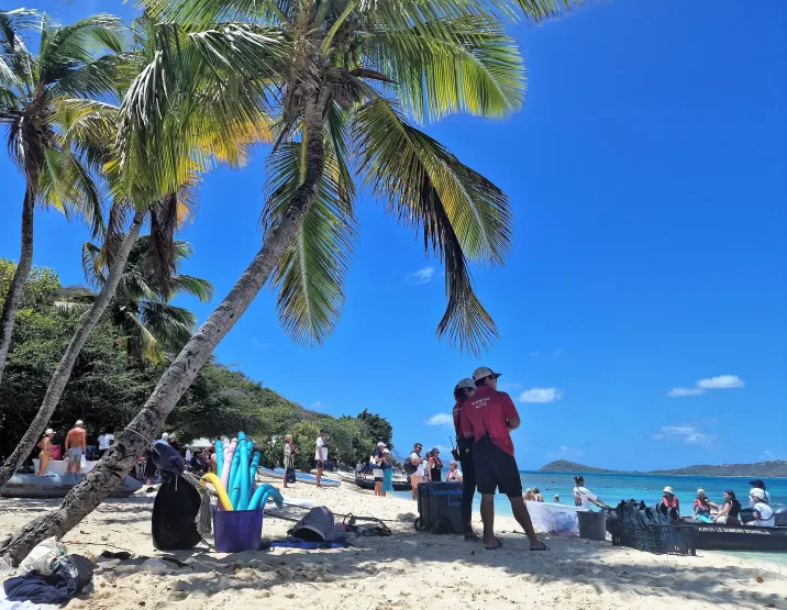 SeaDream beach landing 001