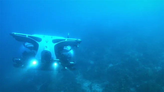 SBN_71_Submarine_PR_Stills_Sub_Camera_120821_.00_21_16_22.Still_030