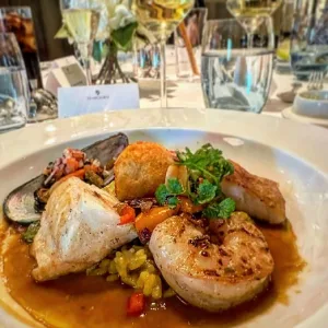 seabourn venture food anna helena 002 crop