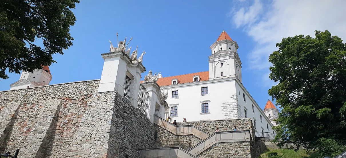 ama-donau-fjvd-bratislava-007