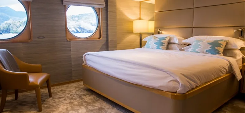 Design-Suite-with-Windows-Bridge-Deck-1