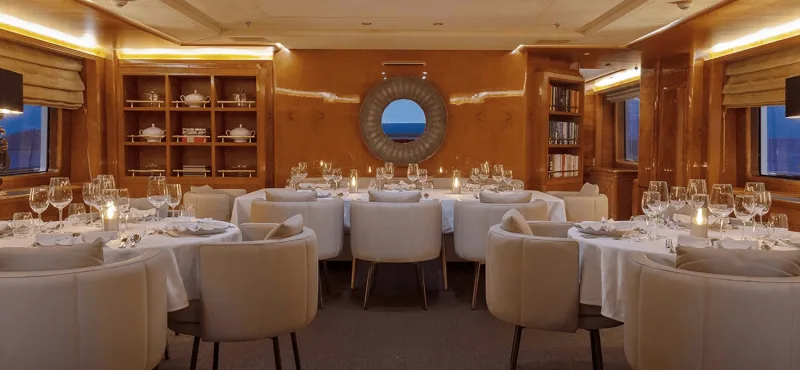 aqua expeditions aqua mare galapagos 003