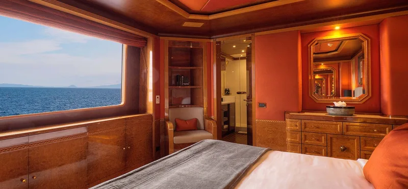 aqua expeditions aqua mare galapagos 010