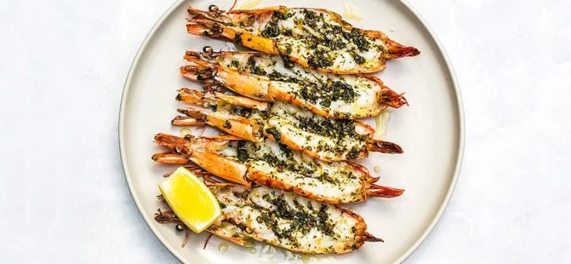 aqua expeditions indonesie chef benjamin cross Papoea-garnalen