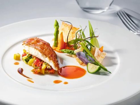 Hapag-Lloyd Cruises EUR 001