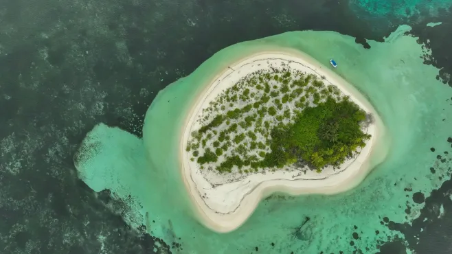 Aqua Expeditions Alphonse