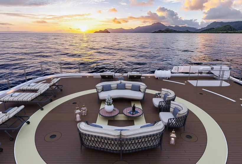 Aqua Lares heli deck