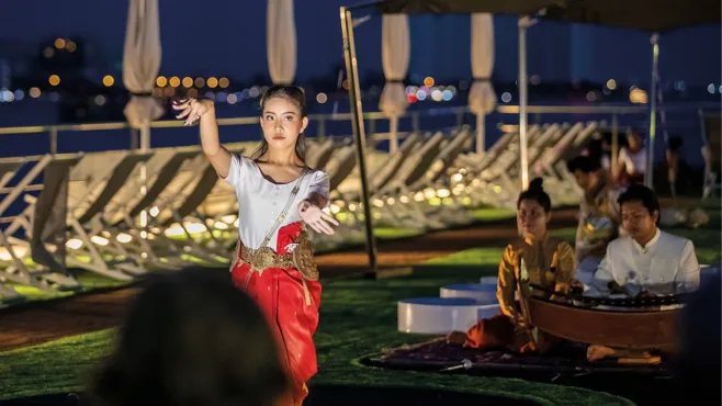 scenic emerald ship004